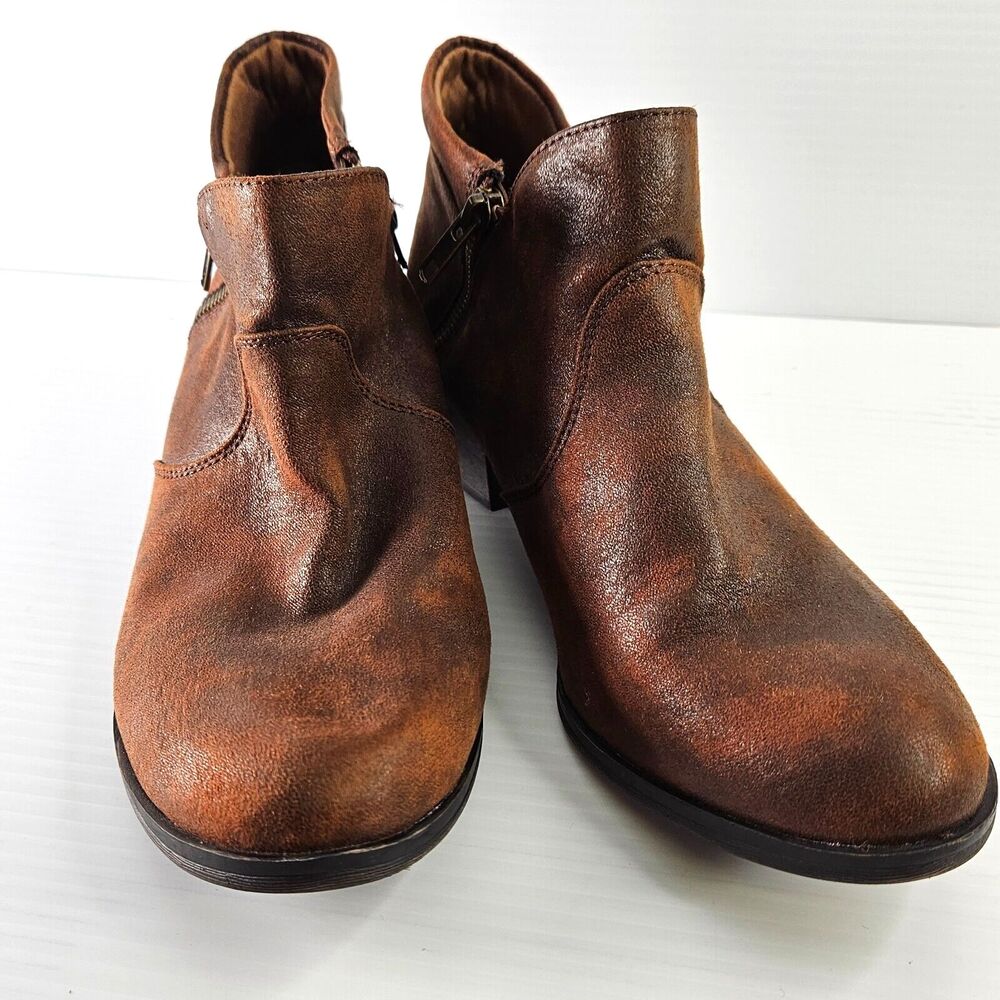 American Rag Womens Abby Brown Ankle Boots Size 8.5 Faux Suede NWOT